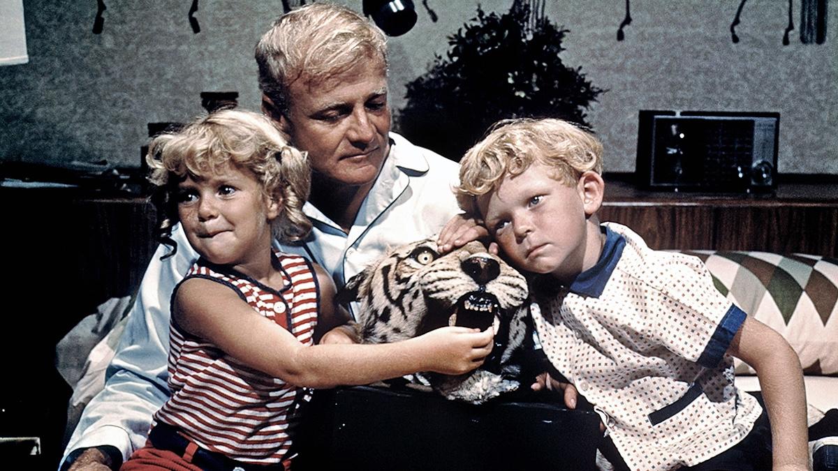 FAMILY AFFAIR, Anissa Jones, Brian Keith, Johnny Whitaker, 1966-71Courtesy the Everett Collection