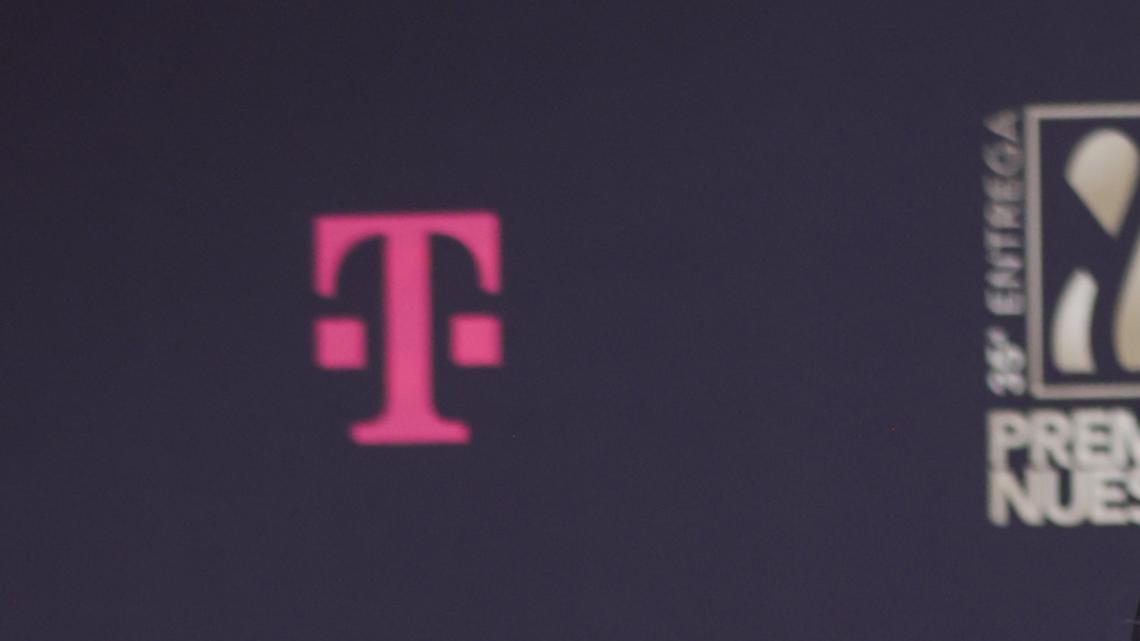 MIAMI, FLORIDA - FEBRUARY 23: Kimberly Loaiza attends the 35th Premio Lo Nuestro at Miami-Dade Arena on February 23, 2023 in Miami, Florida. (Photo by Mireya Acierto/Getty Images)