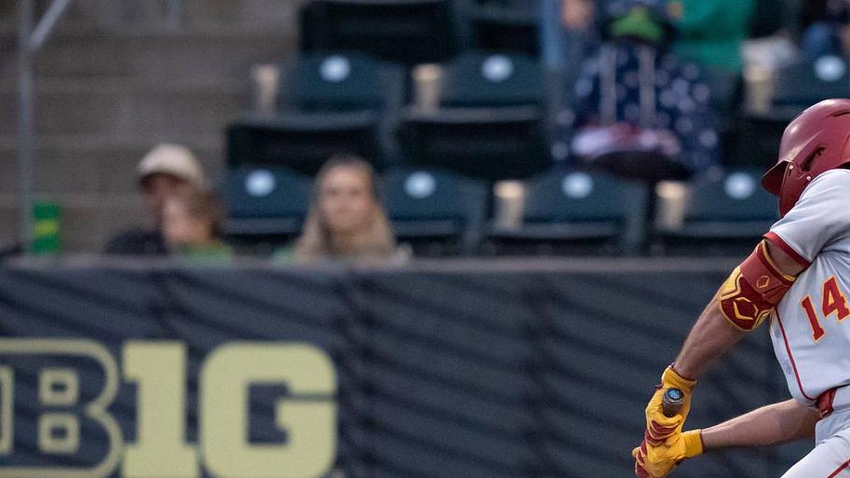  USC outfielder Jack Basseer hits a single as the Oregon Ducks host the USC Trojans on May 14, 2026, in Eugene, Oregon. | Ben Lonergan/The Register-Guard / USA TODAY NETWORK via Imagn Images 