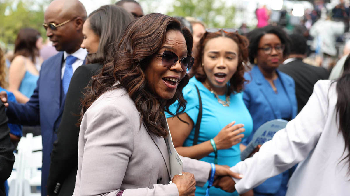 Oprah Winfrey arrives at the Obama Presidential Center dedication ceremony on June 18, 2026, in Chicago. (Brian Cassella/Chicago Tribune/TNS)
