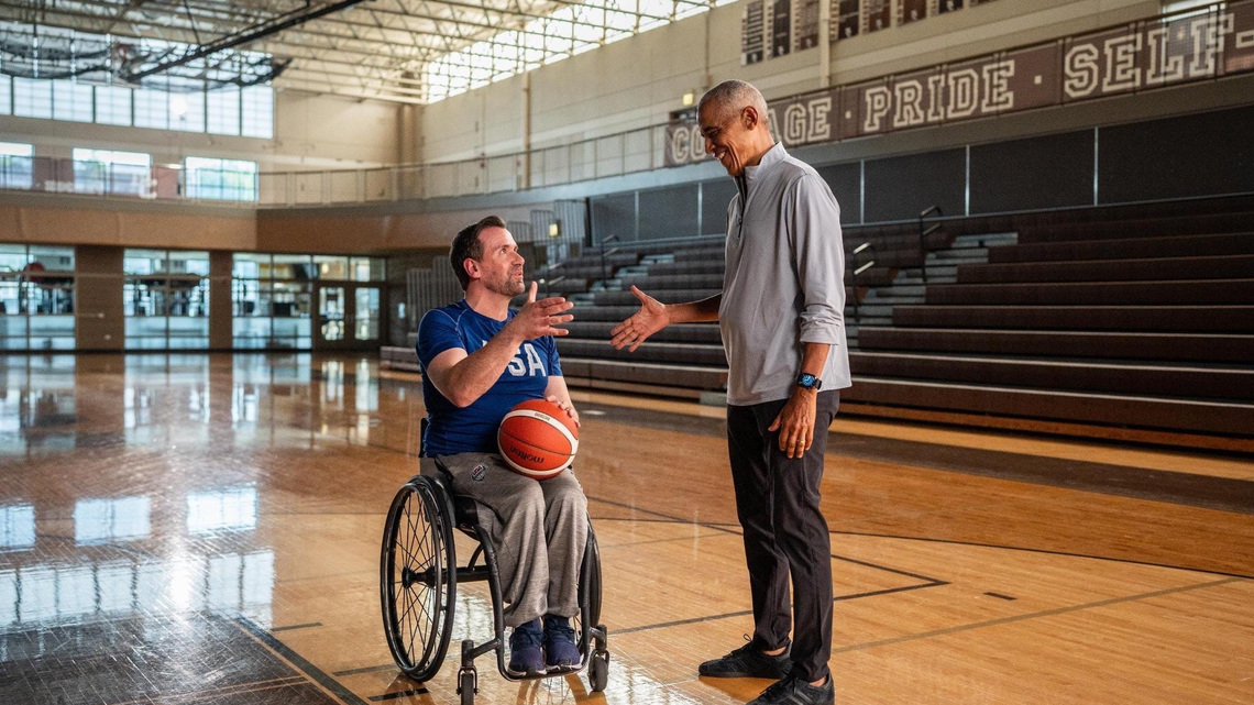 Barack Obama backs Iowa Democrat and Paralympian's Senate bid