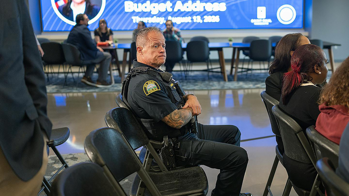 St. Paul mayor proposes slashing police jobs amid chief's allegations 
