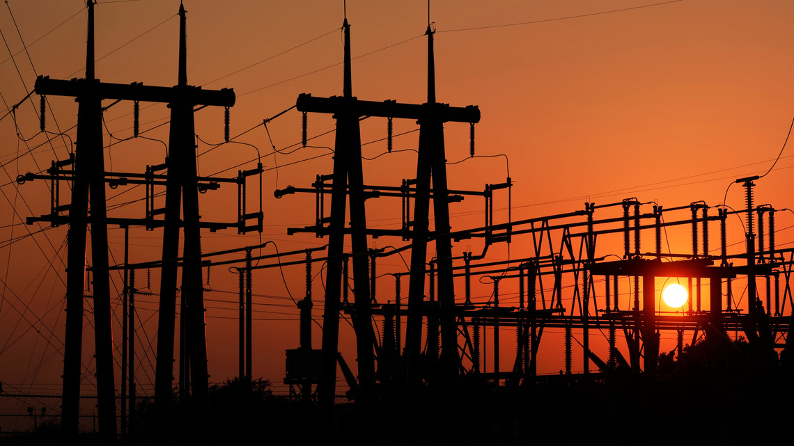 How much energy does AI use, and why does it need so many data centers? 