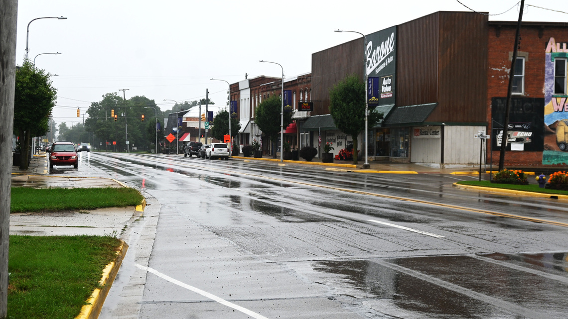 MDOT presents U.S. 12 three-lane conversion