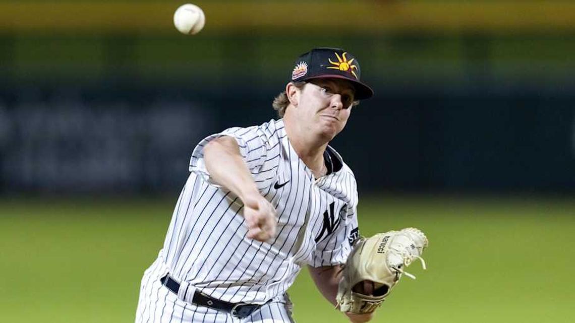  Nov 9, 2025; Mesa, AZ, USA; New York Yankees pitcher Cade Smith during the Arizona Fall League Fall Stars Game at Sloan Park. | Mark J. Rebilas-Imagn Images 