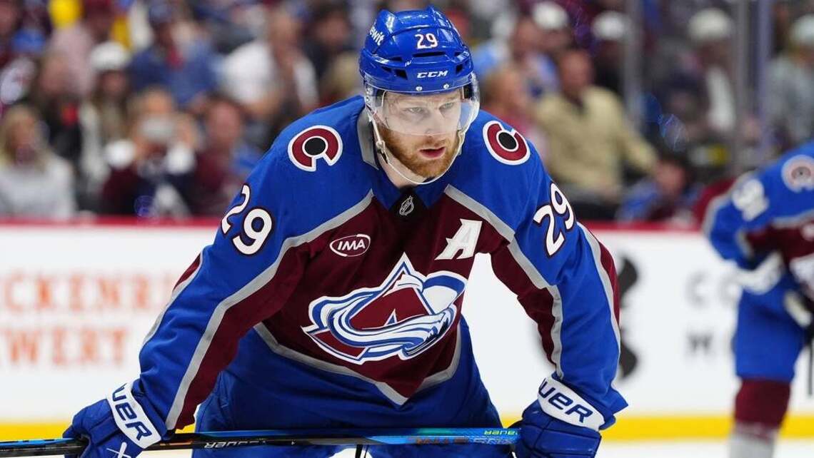 NHL power rankings: Avs, Canes lead strong pack of Cup hopefuls 