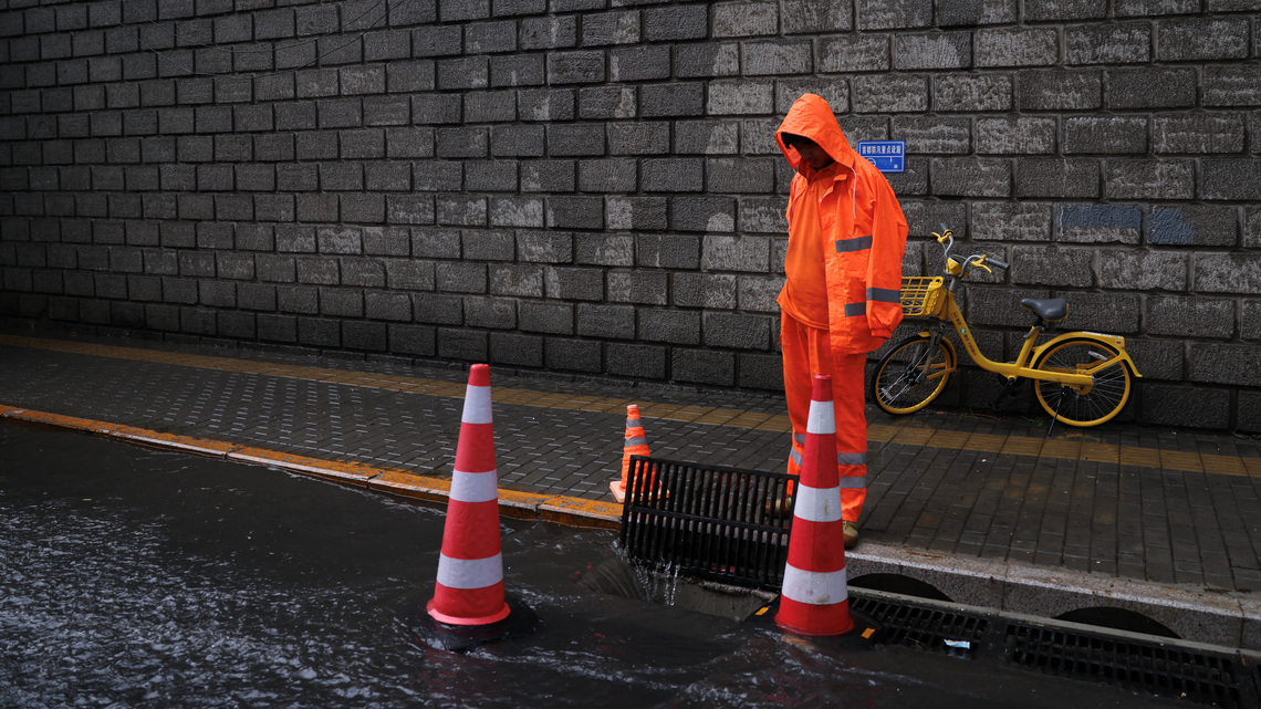 Typhoon Dolphin’s remnants brings torrential rain to Beijing