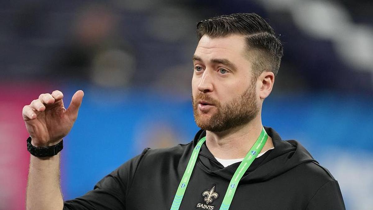  Mar 2, 2024; Indianapolis, IN, USA; New Orleans Saints quarterbacks coach Andrew Janocko during the 2024 NFL Combine at Lucas Oil Stadium. Mandatory Credit: Kirby Lee-Imagn Images | Kirby Lee-Imagn Images 