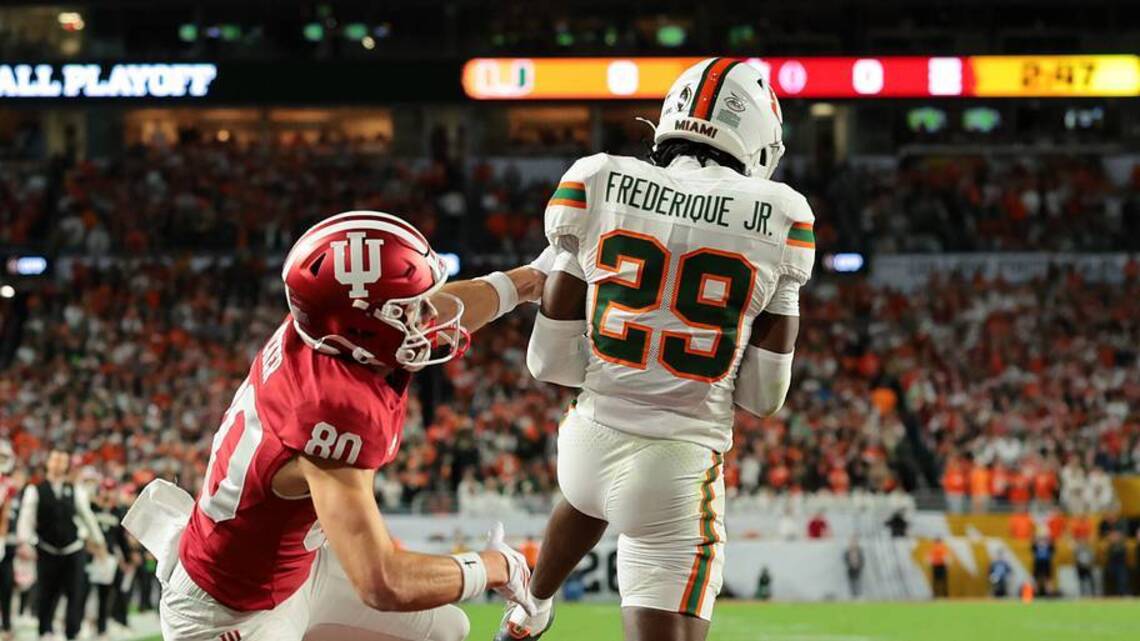 Miami's Once Quiet Star Corner Grows Into A Vocal and Gitty Leader