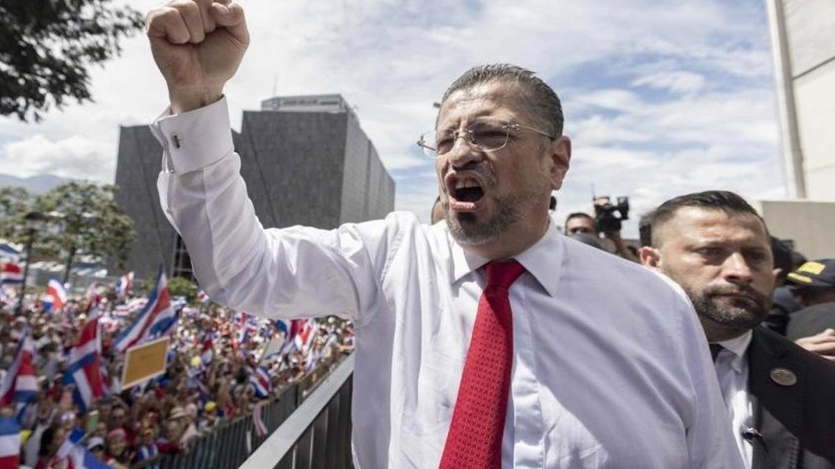 Outgoing Costa Rican President Rodrigo Chaves will remain in the country's government ss minister of the presidency and finance minister. File Photo by Jeffrey Arguedas/EPA