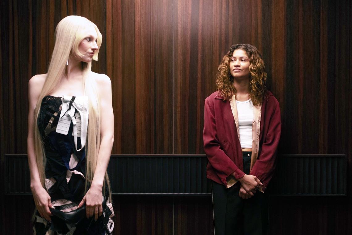 Hunter Schafer and Zendaya in Euphoria season 3, episode 3.