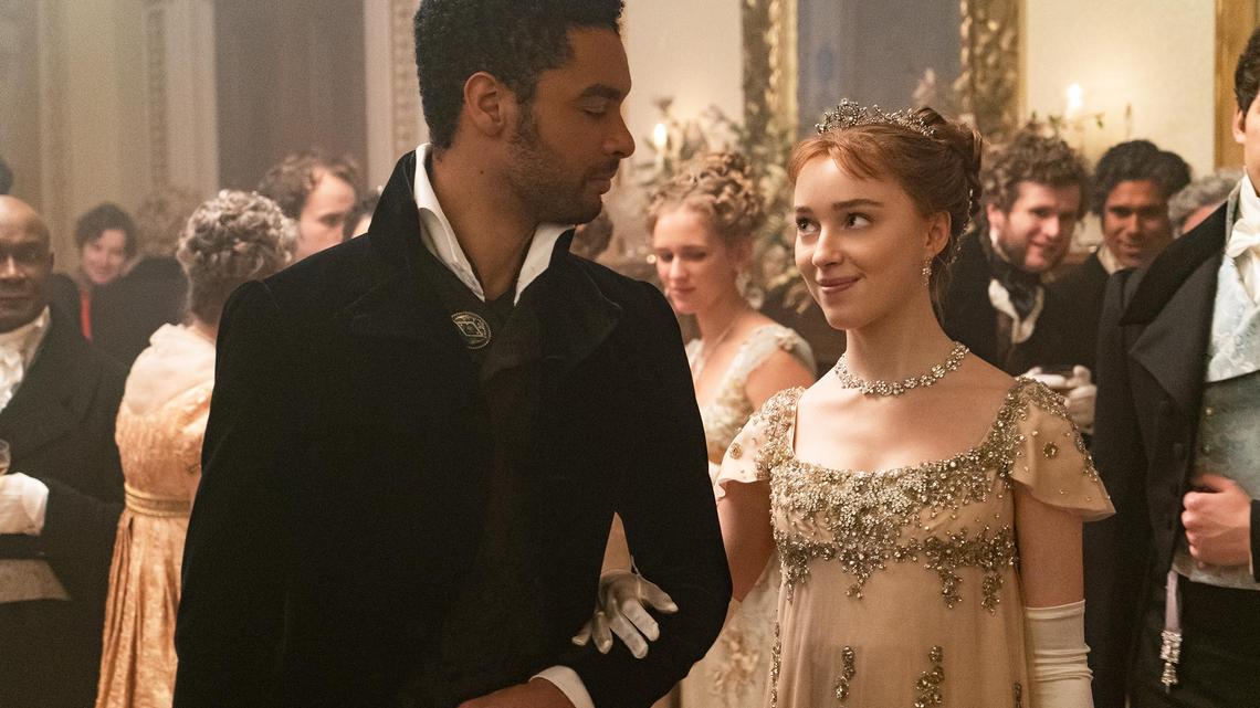 Bridgerton's Phoebe Dynevor Hasn't Been Asked to Return Amid Recast Concerns 