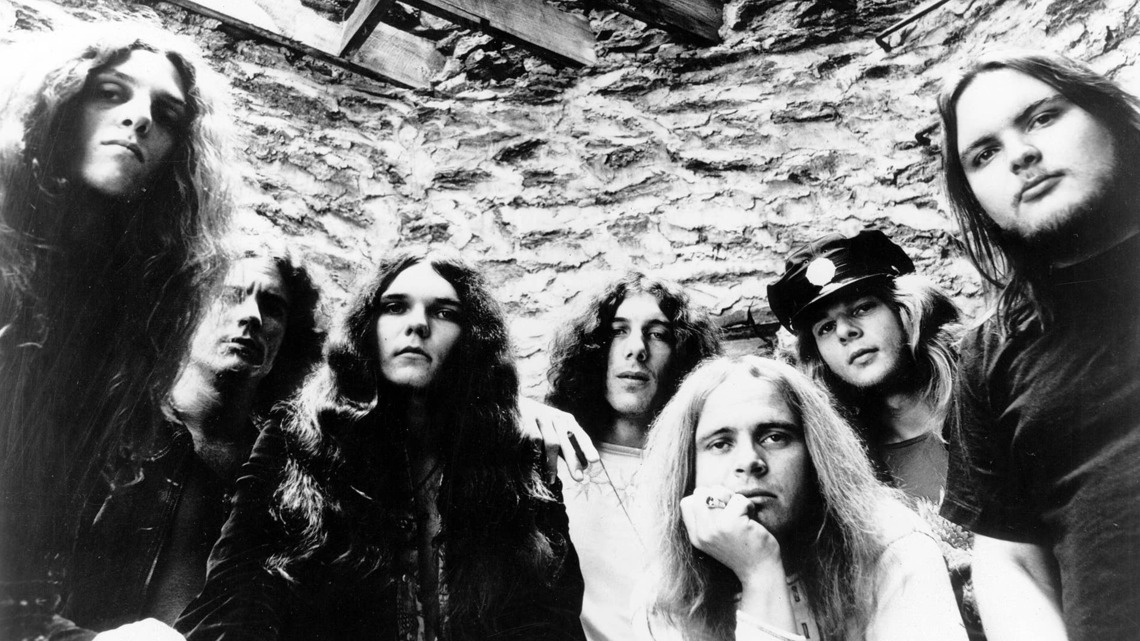 '70s Rock Legends Are Suddenly Climbing the Charts With a 'Greatest Hits' Album That Has Over 1,000 Weeks on the Charts 