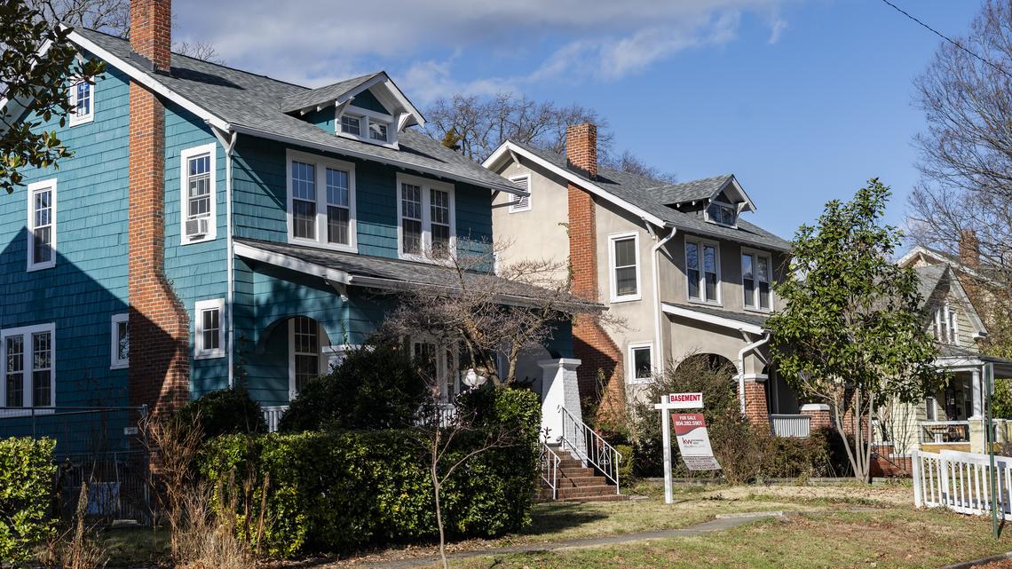 US mortgage rates fall below 6% for first time in years