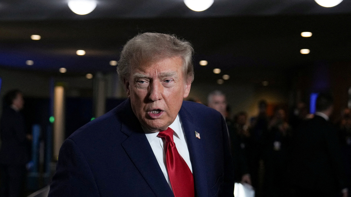 Banned White House outlets cover Trump at UN as court hearing looms