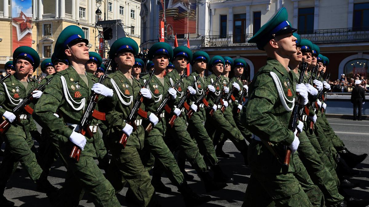 Russian service members take part in a military parade on Victory Day, marking the 81st anniversary of the victory over Nazi Germany in World War Two, in Vladivostok, Russia, May 9, 2026. REUTERS/Tatiana Meel