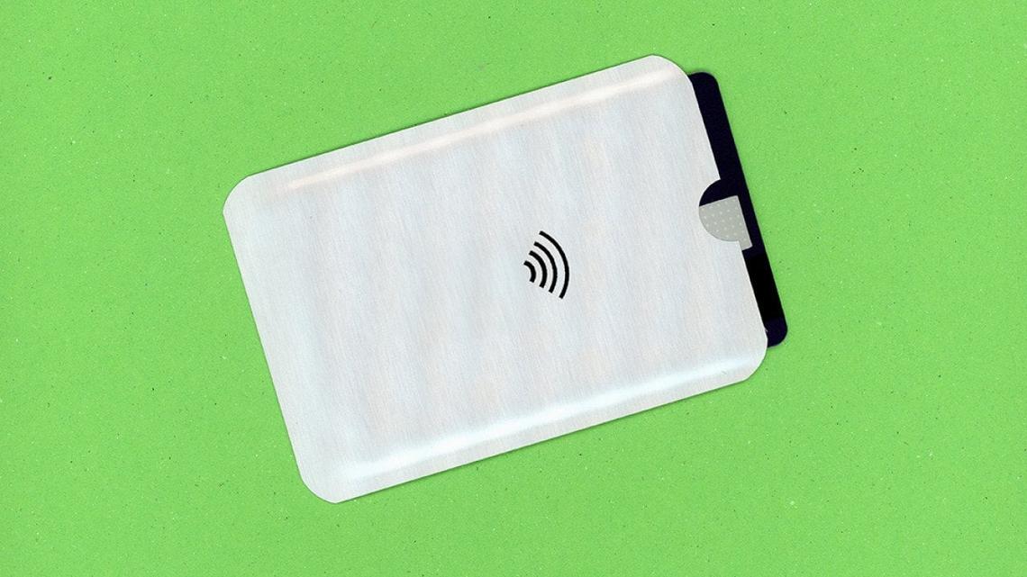 Can an RFID blocking wallet keep your cards safe? Facts vs. hype 