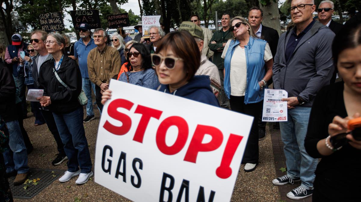 People attend a rally against the ban on natural gas water heaters and furnaces on Monday, May 4, 2026, outside the Santa Clara County Government Center in San Jose, Calif., (Dai Sugano/Bay Area News Group)v