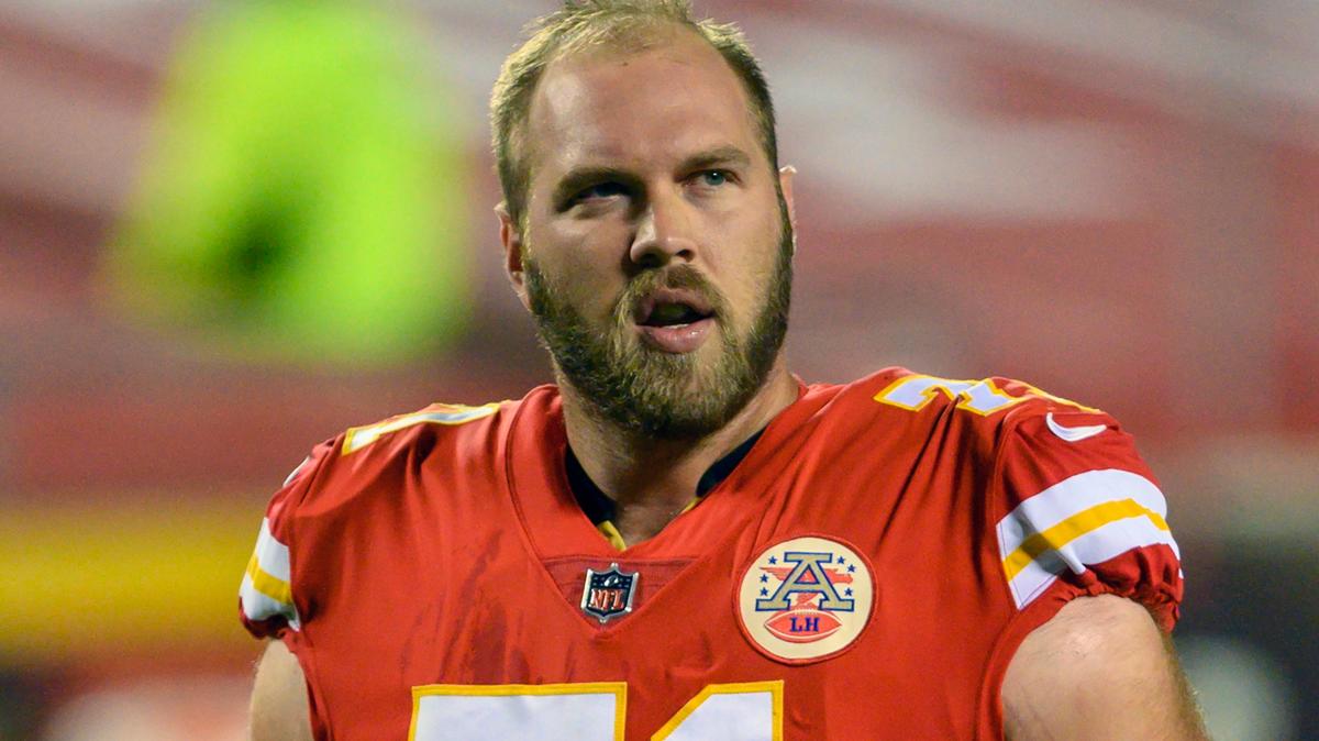 FILE - Kansas City Chiefs offensive tackle Mitchell Schwartz (71) is shown during an NFL football game against the Houston Texans in Kansas City, Mo., in this Thursday, Sept. 10, 2020, file photo. Whether it was Kansas City getting rid of banged-up and expensive starting offensive tackles Mitchell Schwartz and Eric Fisher, or the Raiders cutting ties with Lamarcus Joyner and Tyrell Williams, veterans around the league have been sent to the chopping block. (AP Photo/Reed Hoffmann, File)