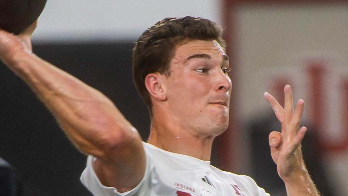  Fernando Mendoza participates in Indiana University's Pro Day at Mellencamp Pavilion on Wednesday, April 1, 2026. | Rich Janzaruk/Herald-Times / USA TODAY NETWORK via Imagn Images 