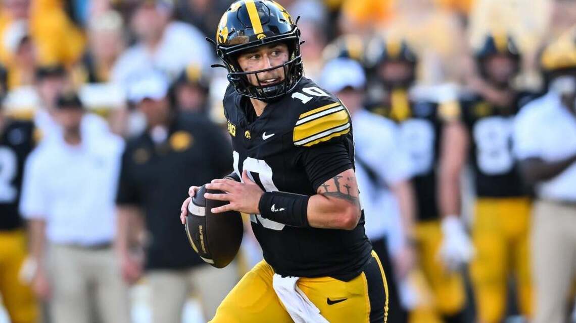 Report: Iowa QB Jeremy Hecklinski to start vs. Washington 