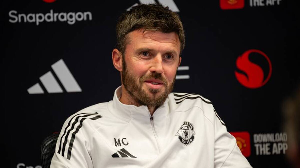  United is eager to add quality reinforcements for Michael Carrick's side to take the next step. | Ash Donelon/Manchester United/Getty Images 