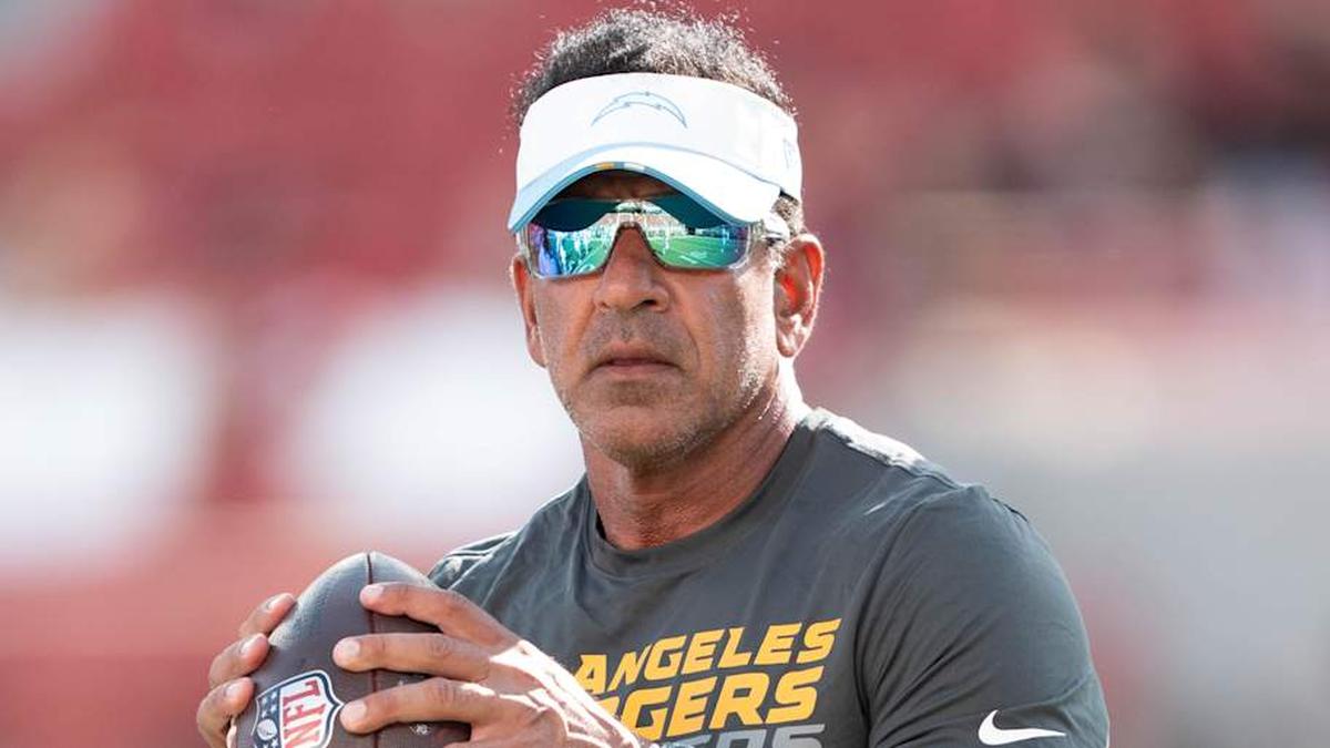  Los Angeles Chargers wide receivers coach Sanjay Lal before the game against the San Francisco 49ers. | Kyle Terada-Imagn Images 