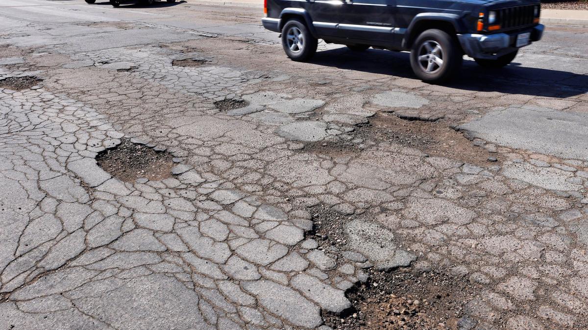 If you’ve damaged your car while driving on a state owned road in S.C., here’s how to file a claim with the South Carolina Department of Transportation. 