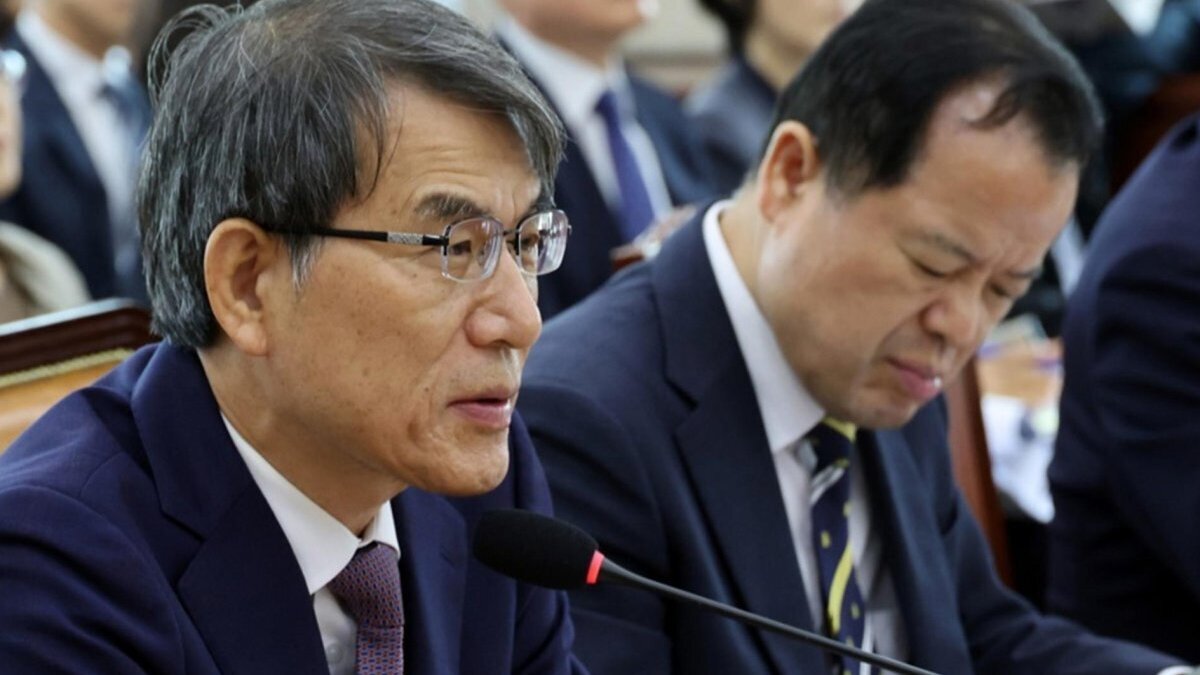 Rho Tae-ak (L), former head of the National Election Commission, responds to a lawmaker's question during the third plenary session of a parliamentary special committee to investigate an unprecedented shortage of ballots reported during the 03 June local elections and discuss institutional reforms for the election watchdog, at the National Assembly in Seoul, South Korea, 01 July 2026. Photo by YONHAP / EPA