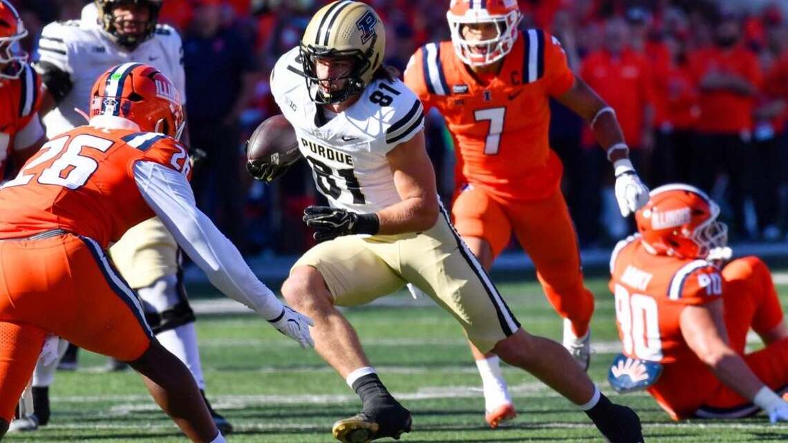 Purdue holds off Illinois, snaps 19-game Big Ten losing streak