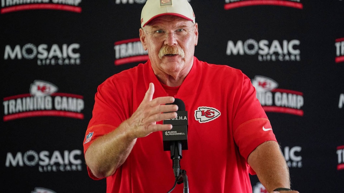 Andy Reid's Drop in the Play-Caller Rankings Says More About His Roster 