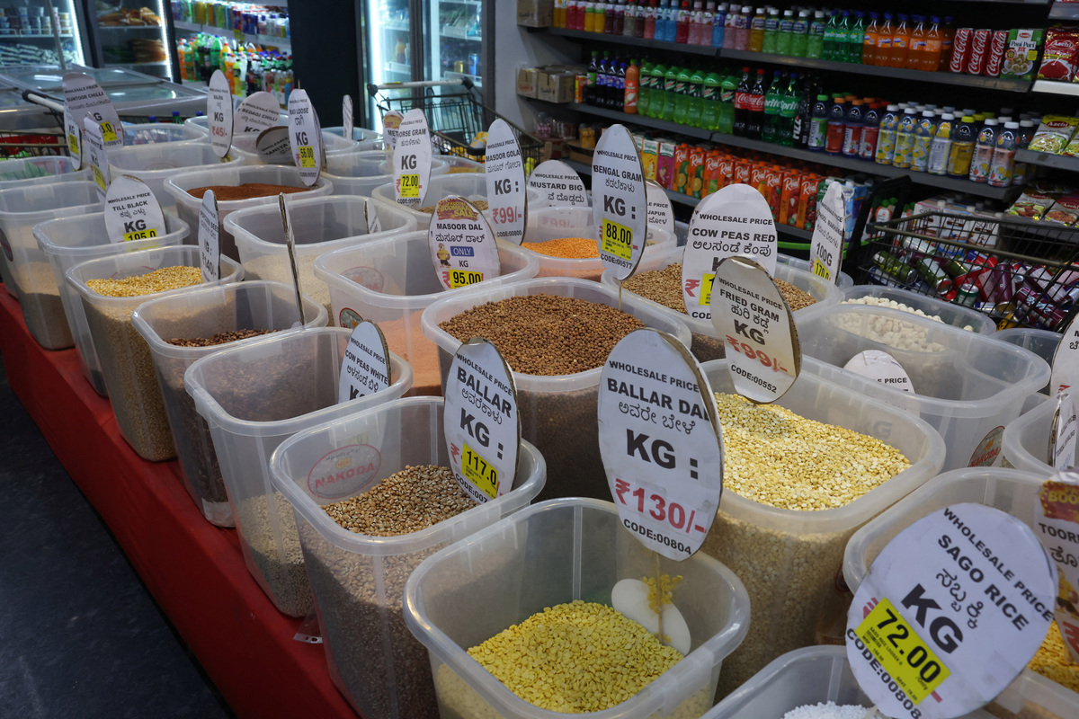 Cereal and pulses are displayed at a supermarket in Bengaluru, India, June 3, 2026. REUTERS/Priyanshu Singh