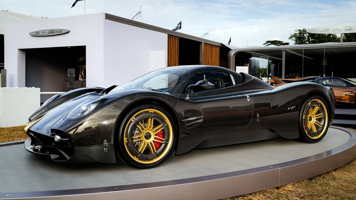  Pirelli P Zero Trofeo RS Tires on a Pagani Utopia Roadster Pirelli