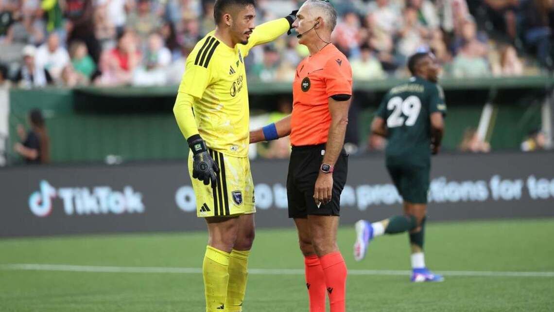 FC Dallas acquire GK Daniel from Earthquakes
