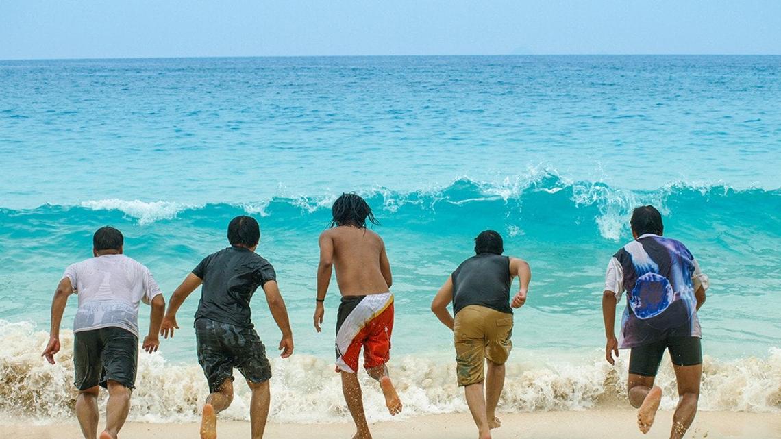 10 warm winter destinations you can fly to for under 10,000 points 