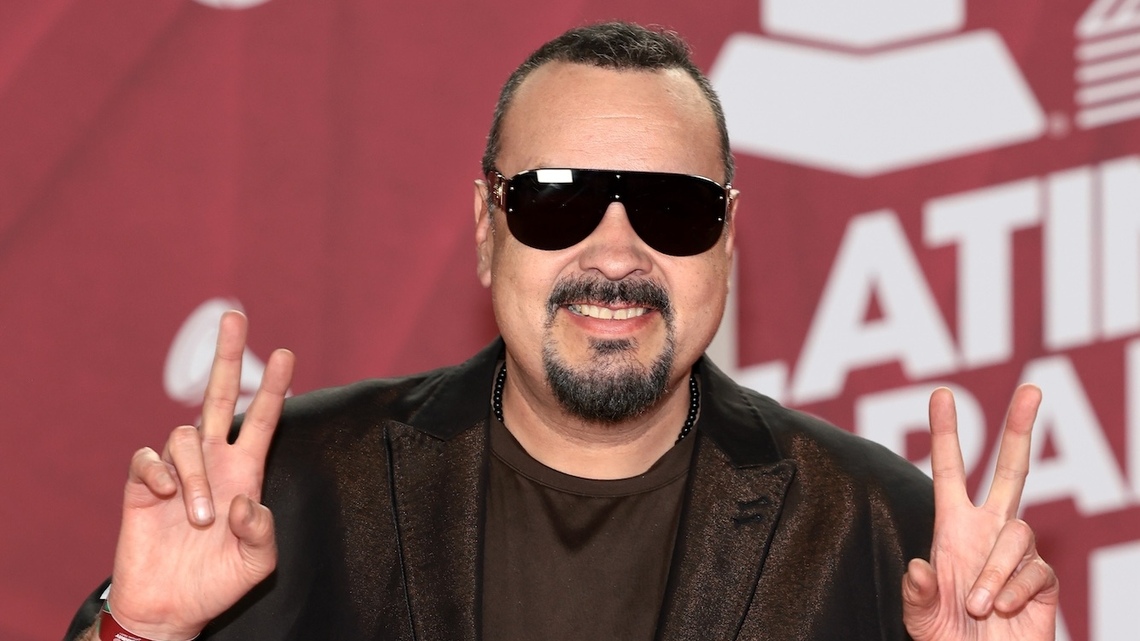 ¡Revelación!: Pepe Aguilar se entera que es abuelo por segunda vez con Us Weekly en Español