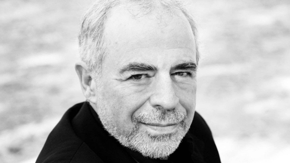 Best-Selling Author, Called the ‘Bruce Springsteen of Novelists,' Lands at No. 1 With Latest Novel 
