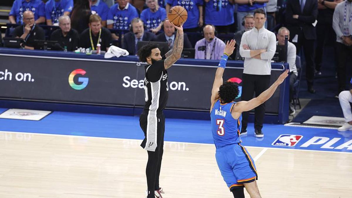  Champagnie's six threes pushed the Spurs to the NBA Finals. | Alonzo Adams-Imagn Images 
