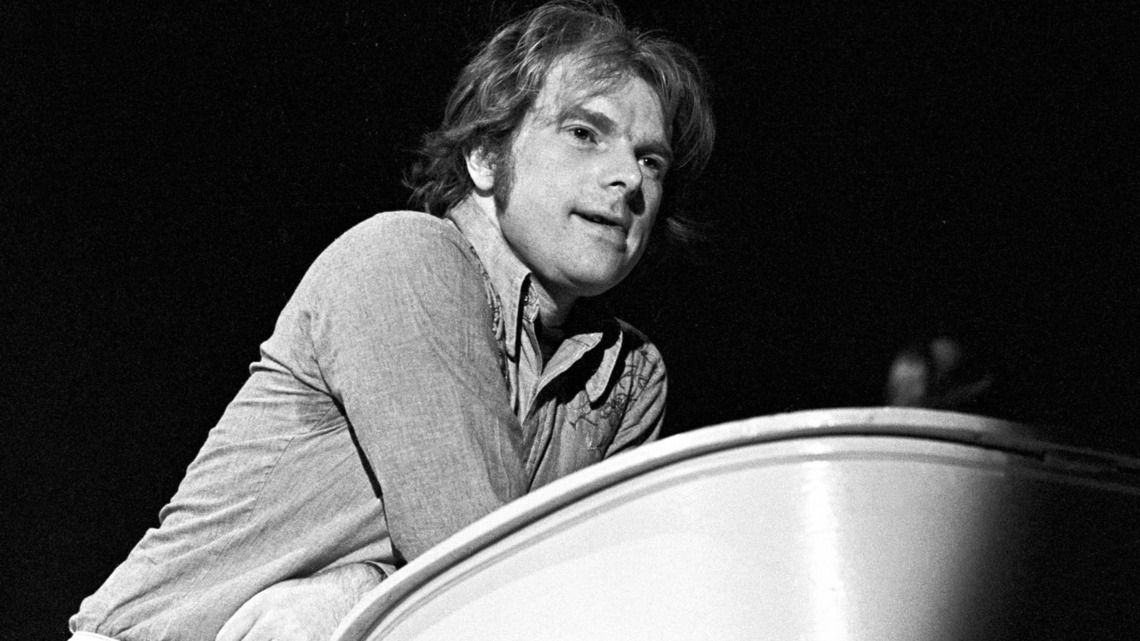 1972 Rock Song by Van Morrison, Lasting Over 11 Minutes, Recorded in San Francisco, Is Still a Generational Hit 54 Years Later 