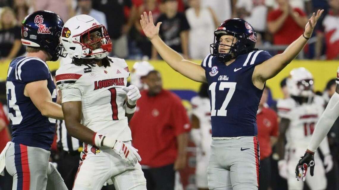 No. 9 Ole Miss beats No. 24 Louisville on game-ending 48-yard FG 