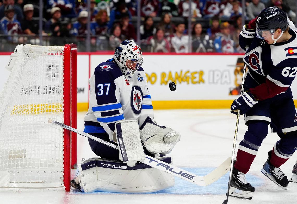  NHL Rumor Roundup: Connor Hellebuyck's Comments Raise Concerns About His Jets Future 