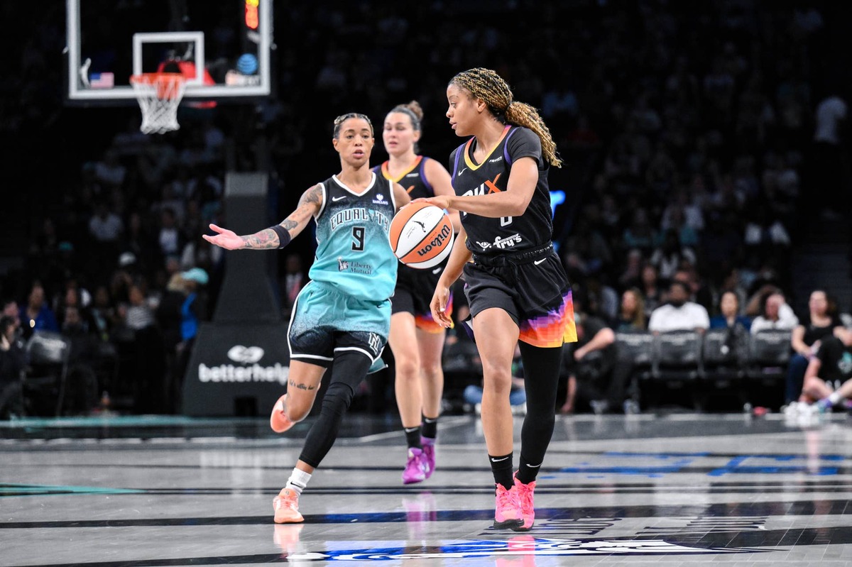  Phoenix Mercury guard Monique Akoa Makani John Jones-Imagn Images