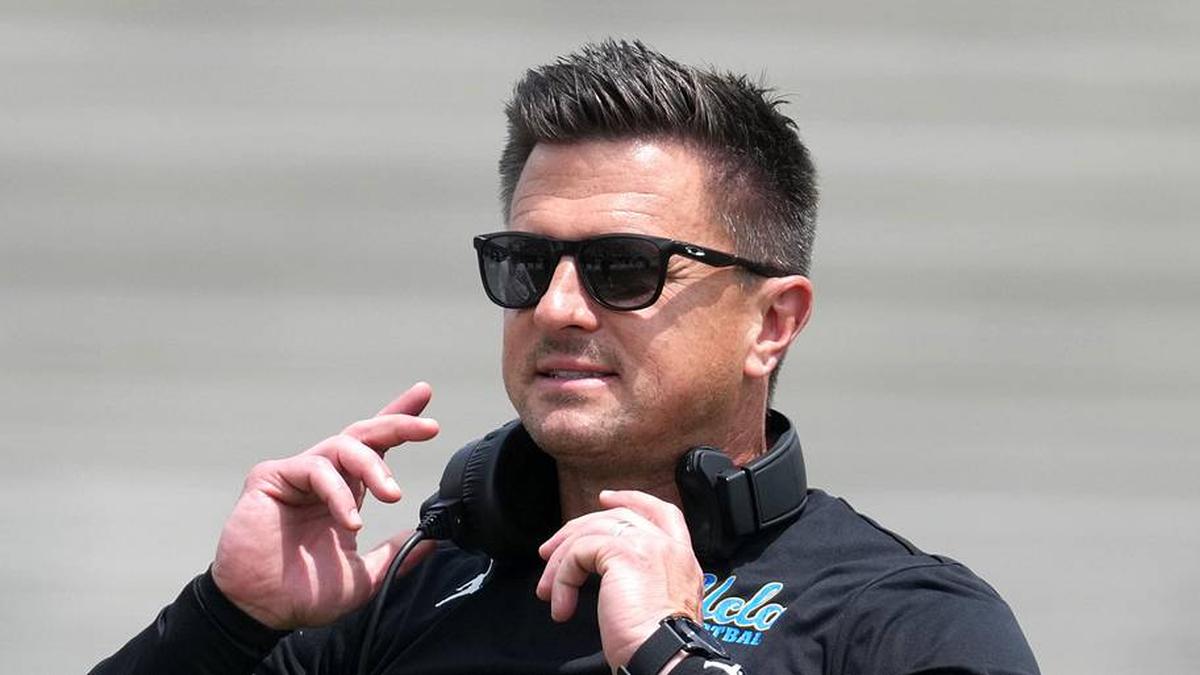  May 2, 2026; Pasadena, CA, USA; UCLA Bruins coach Bob Chesney reacts during the spring game at Rose Bowl. Mandatory Credit: Kirby Lee-Imagn Images | Kirby Lee-Imagn Images 