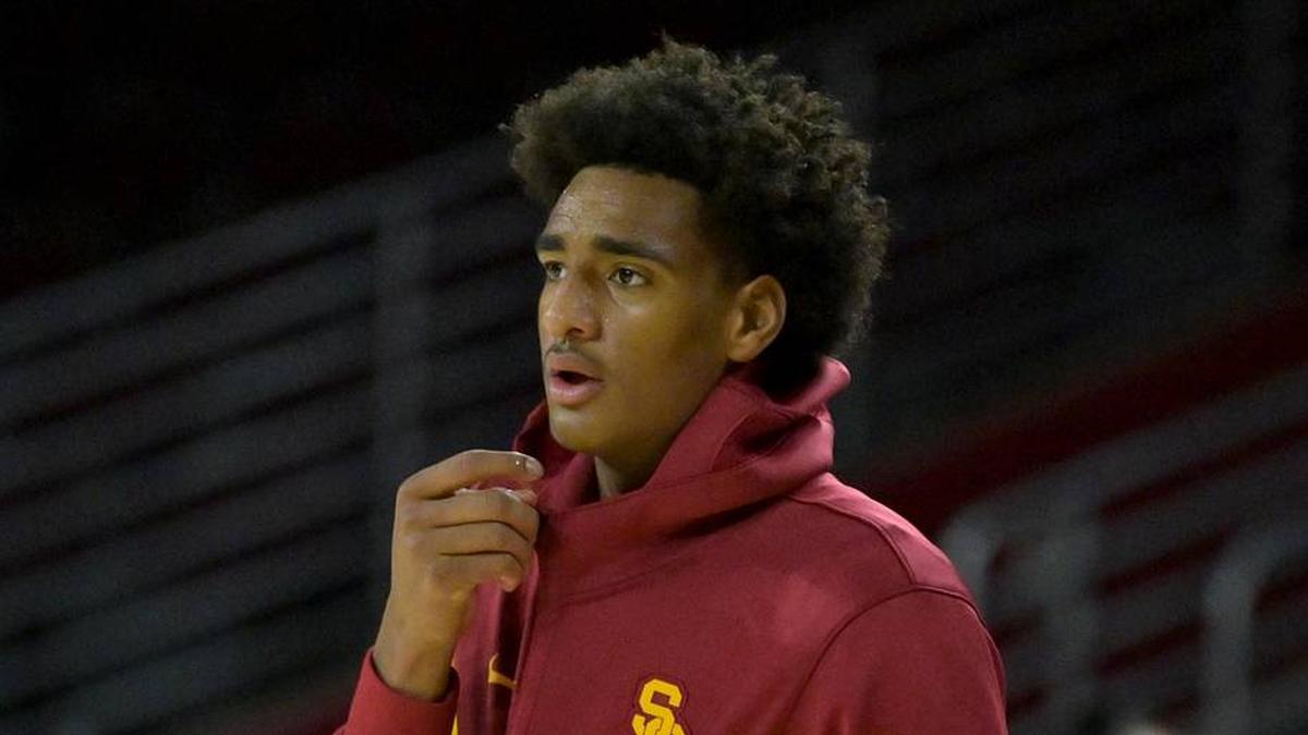  Dec 21, 2025; Los Angeles, California, USA; USC Trojans guard Alijah Arenas (0) warms up prior to the game against the UC Santa Cruz Banana Slugs at Galen Center. Mandatory Credit: Jayne Kamin-Oncea-Imagn Images | Jayne Kamin-Oncea-Imagn Images 