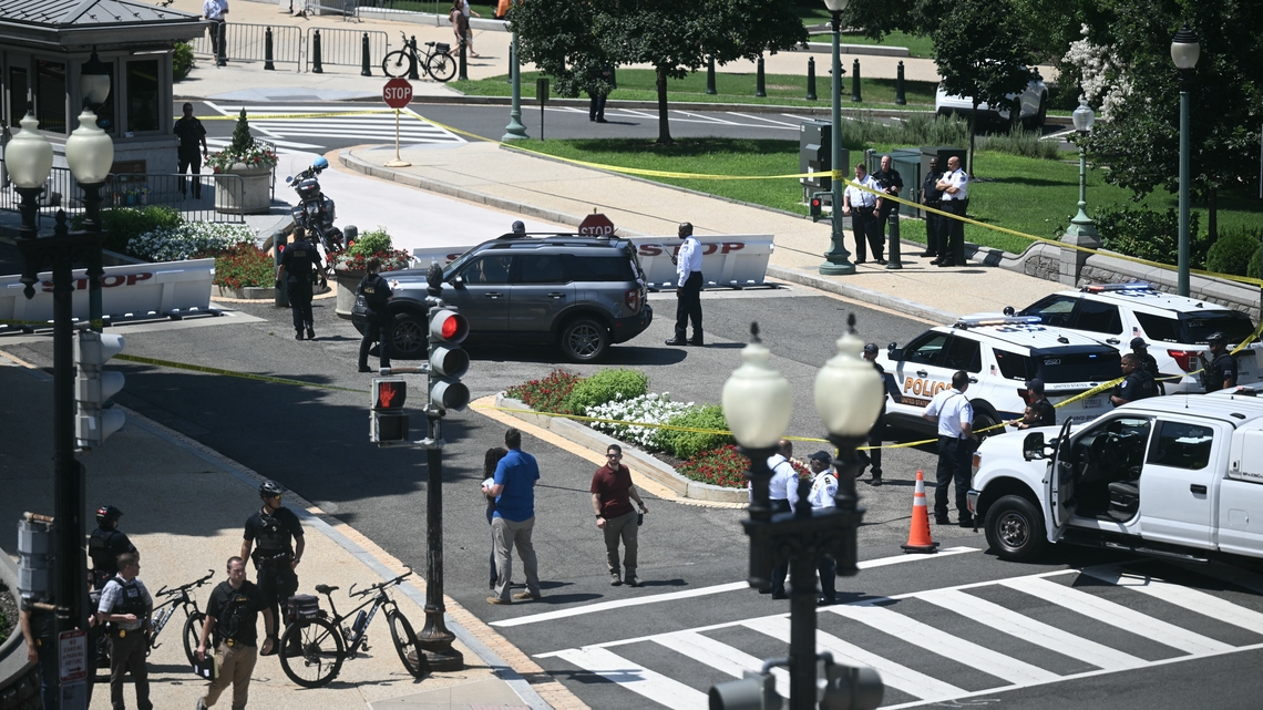 US Capitol Building Police Response: Man With Gun Arrested 