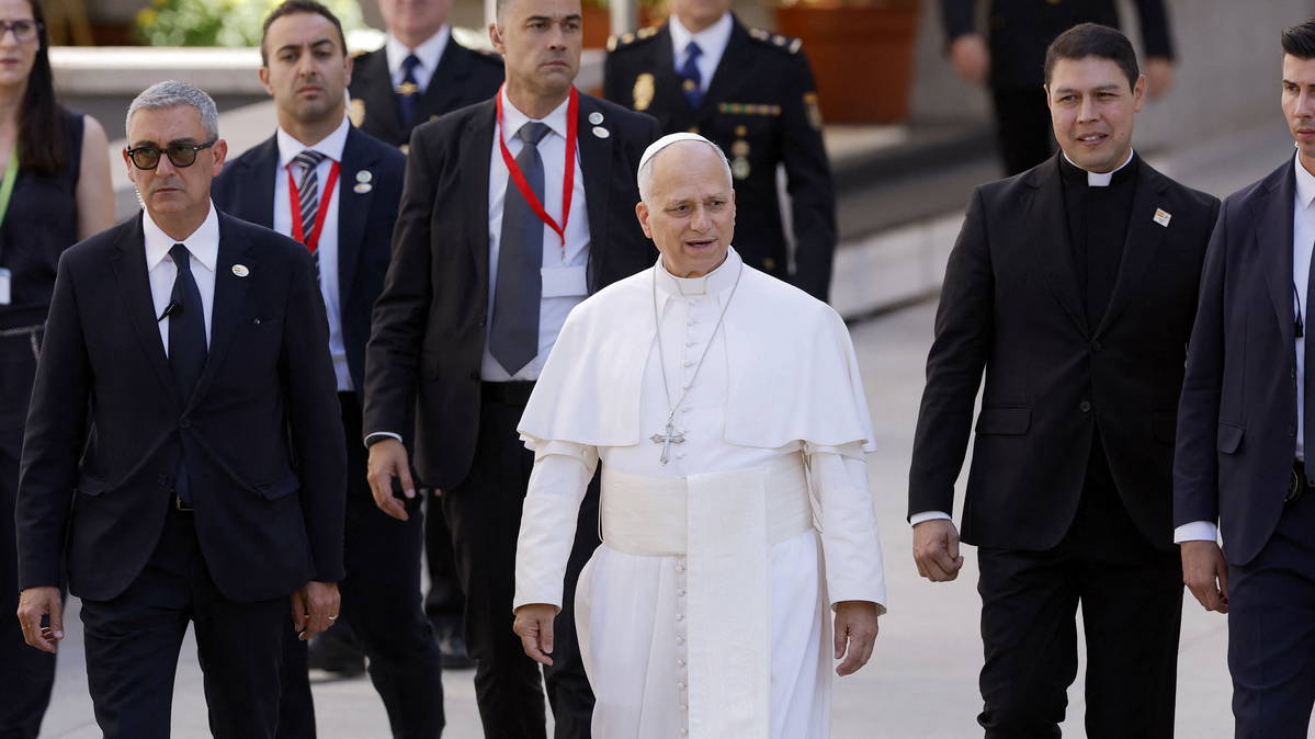 Pope Leo XIV leaves the Congress of Deputies after delivering a speech to a joint session of the Spanish Parliament in Madrid on June 8, 2026. Pope Leo XIV is visiting Spain June 6-12 with stops in Madrid, Barcelona, and the Canary Islands, where he will meet with migrants and organizations dedicated to helping them. (Oscar Del Pozo/AFP/Getty Images/TNS)