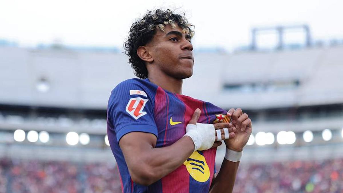  Yamal could win the Ballon d'Or as a teenager. | Josep Lago/AFP/Getty Images 
