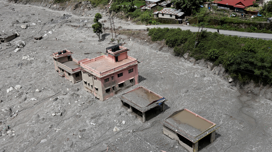 In flood-ravaged Nepal valley nothing is left standing