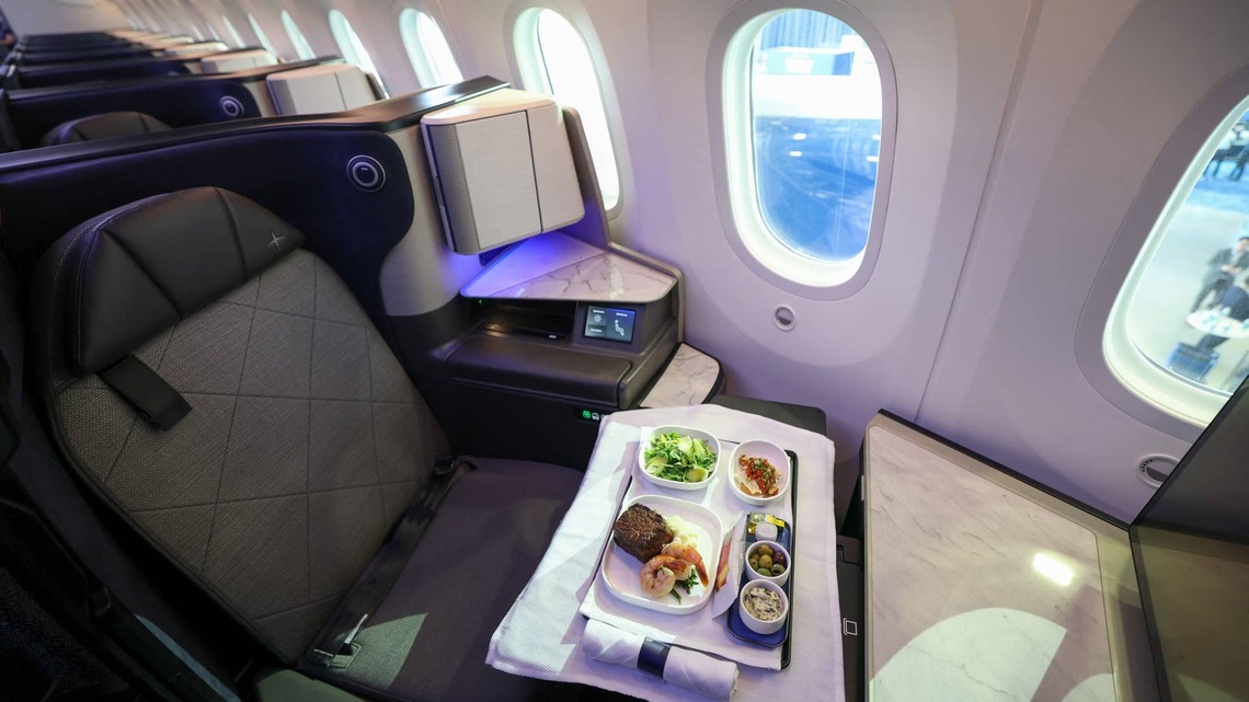 United Airlines Is Making a Big Change to Its Business-Class Menu 