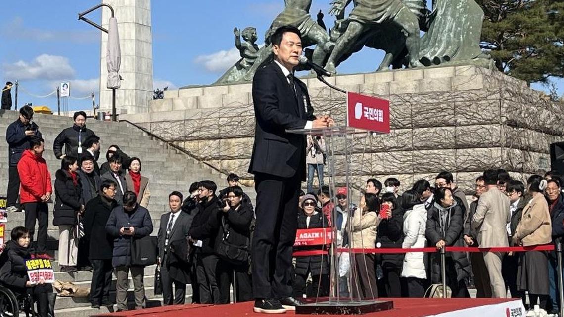 PPP rallies against judicial bills, calls for veto 